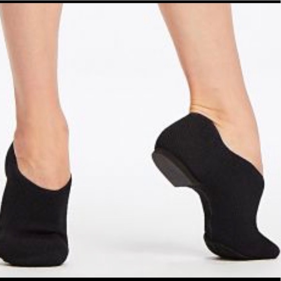 NWT Capezio EJ series slip on jazz shoes - Picture 2 of 5